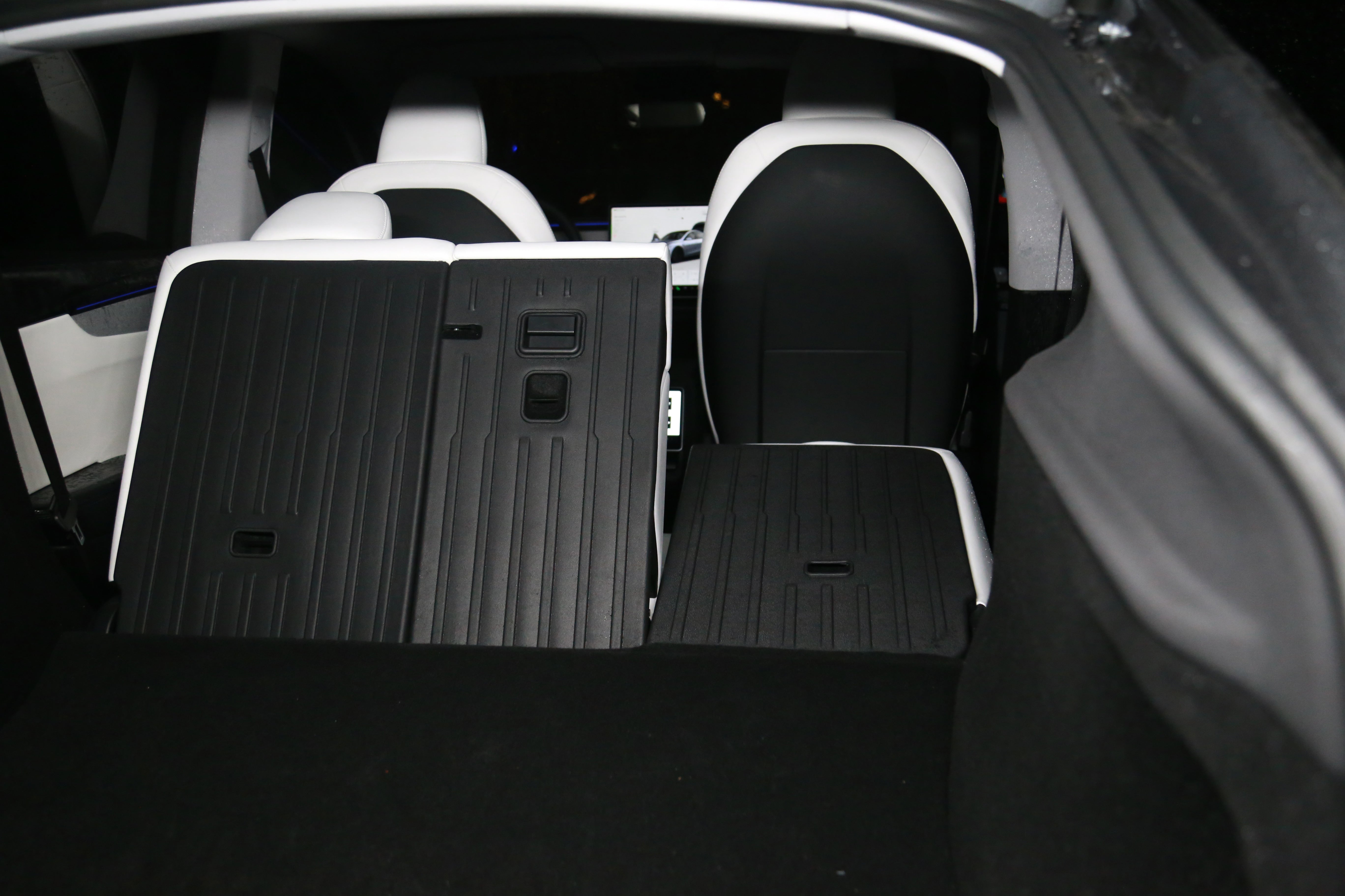 LinerX Second Row Seats Back Cover Mats for 2025-2026 Tesla Model Y (Juniper)