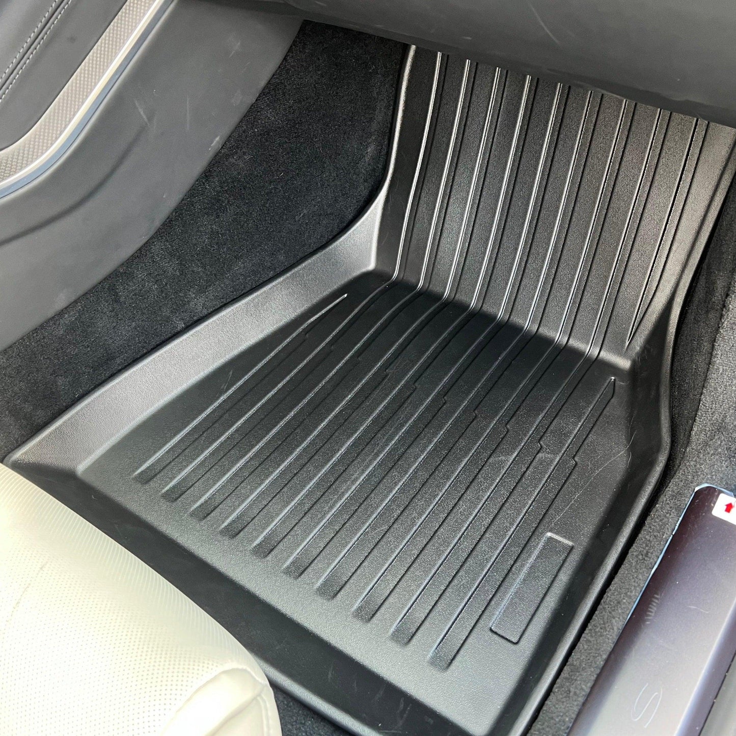 LinerX Floor Mats for 2021-2023 Tesla Model S (Plaid and Long Range) - WooEV