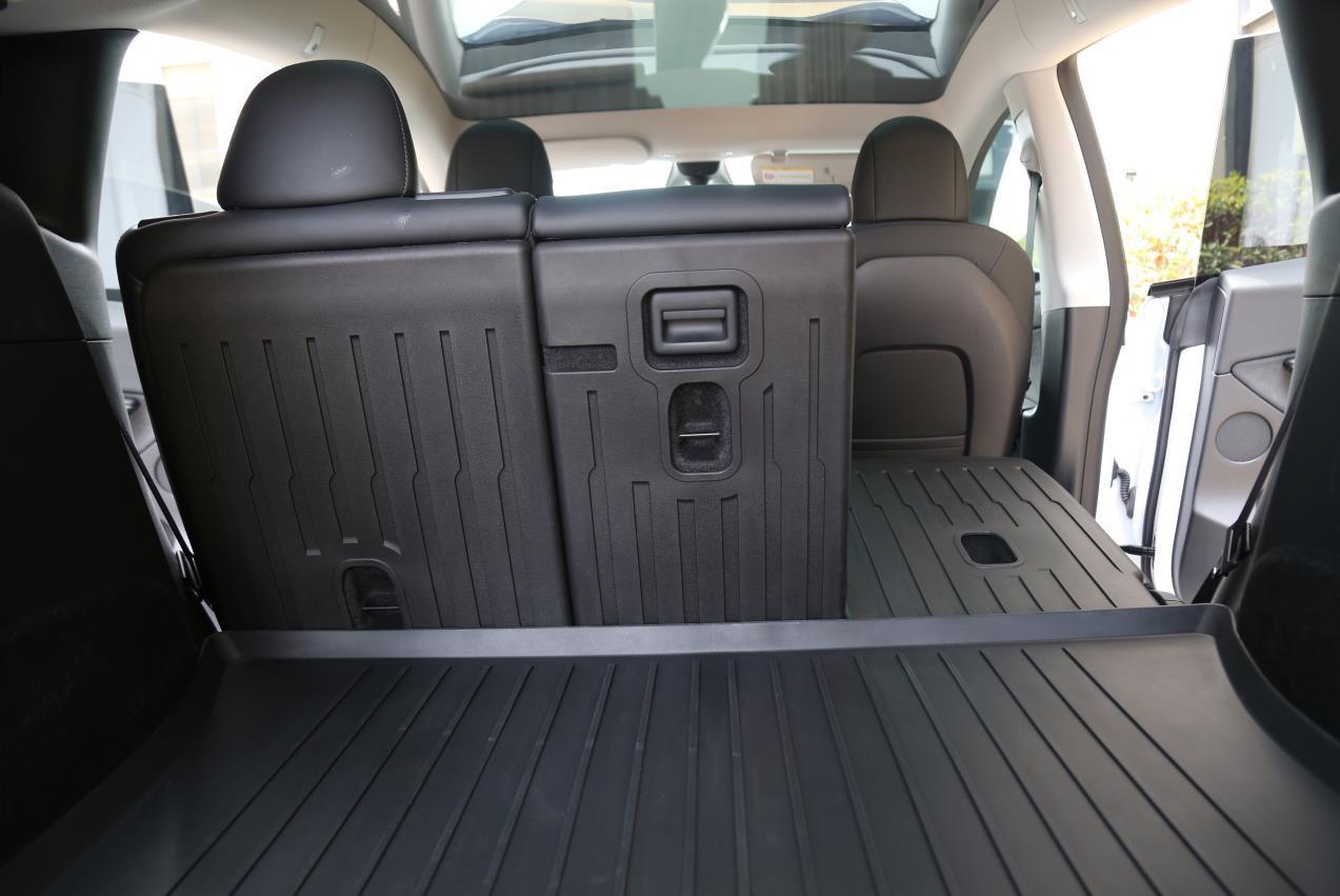 2020-2023 Tesla Model Y Second Row Seats Back Cover Mats - High Performance (5 or 7 Seater) - WooEV